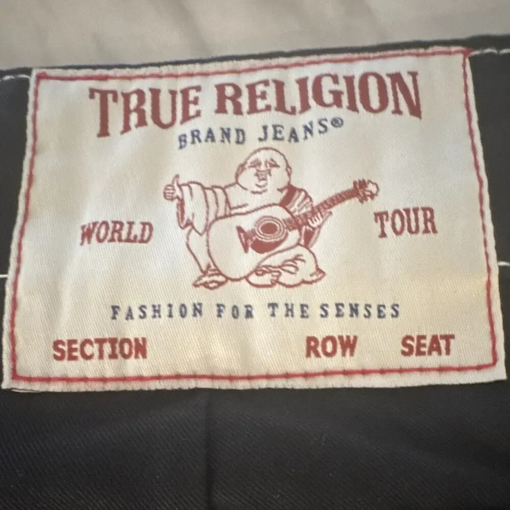 True Religion Men’s Cargo Shorts Black/White Contrast Stitch 701298